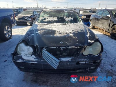 Piąte zdjęcie samochodu w środku: 2004 MERCEDES-BENZ C 240 4MATIC VIN:WDBRF81J04F511463 - miniatura