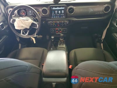 Zdjęcie 8 z 13 samochodu: 2020 JEEP WRANGLER UNLIMITED SAHARA VIN:1C4HJXEN8LW157340 - miniatura