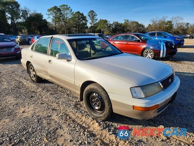 Czwarte zdjęcie samochodu z boku: 1997 TOYOTA AVALON XL VIN:4T1BF12B7VU207766 - miniatura