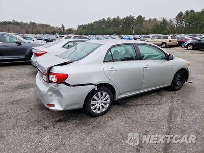 Trzecie zdjęcie samochodu z tyłu: 2013 TOYOTA COROLLA BASE VIN:5YFBU4EE6DP173932 - miniatura