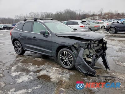 Czwarte zdjęcie samochodu z boku: 2019 VOLVO XC60 T5 VIN:LYV102RK5KB237707 - miniatura