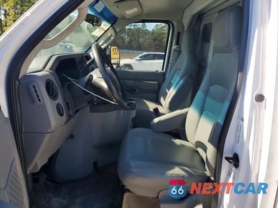Zdjęcie 7 z 13 samochodu: 2018 FORD E350 UTILITY / SERVICE VAN VIN:1FDWE3F67JDC35476 - miniatura