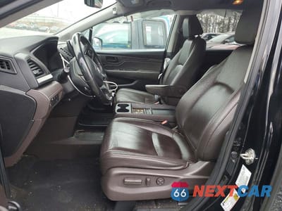 Zdjęcie 7 z 13 samochodu: 2019 HONDA ODYSSEY EXL VIN:5FNRL6H79KB097805 - miniatura