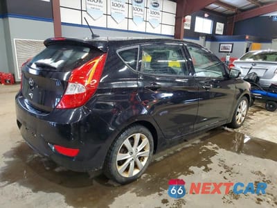 Trzecie zdjęcie samochodu z tyłu: 2014 HYUNDAI ACCENT GLS VIN:KMHCU5AE3EU160412 - miniatura