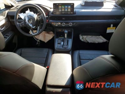 Zdjęcie 8 z 12 samochodu: 2025 HONDA CR-V SPORT-L VIN:5J6RS5H82SL015846 - miniatura