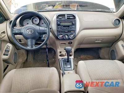 Zdjęcie 8 z 11 samochodu: 2005 TOYOTA RAV4 VIN:JTEHD20V156034799 - miniatura