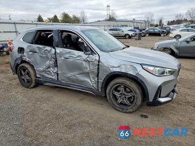 Czwarte zdjęcie samochodu z boku: 2023 BMW X1 XDRIVE28I VIN:WBX73EF00P5X10171 - miniatura