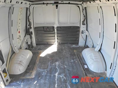 Zdjęcie 10 z 13 samochodu: 2019 CHEVROLET EXPRESS 2500 DELIVERY VAN VIN:1GCWGAFP5K1358398 - miniatura