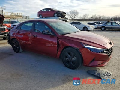 Czwarte zdjęcie samochodu z boku: 2023 HYUNDAI ELANTRA SEL VIN:KMHLM4AG7PU610206 - miniatura