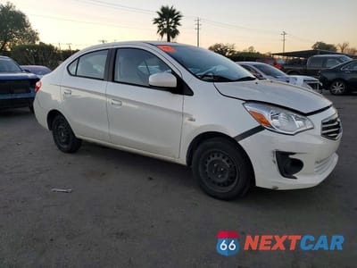 Czwarte zdjęcie samochodu z boku: 2017 MITSUBISHI MIRAGE G4 ES VIN:ML32F3FJ8HH003043 - miniatura