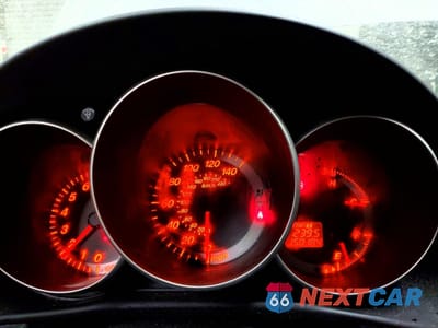 Zdjęcie 9 z 12 samochodu: 2007 MAZDA 3 HATCHBACK VIN:JM1BK343171676034 - miniatura