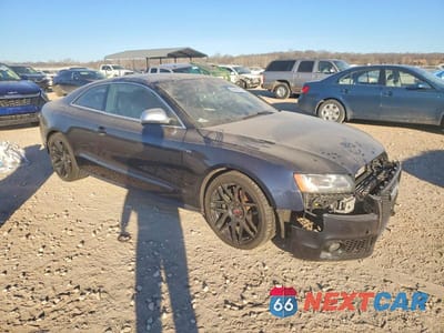 Czwarte zdjęcie samochodu z boku: 2009 AUDI S5 QUATTRO VIN:WAURV78TX9A051347 - miniatura