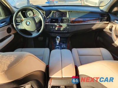 Zdjęcie 8 z 12 samochodu: 2012 BMW X5 VIN:5UXZV4C52CL748113 - miniatura