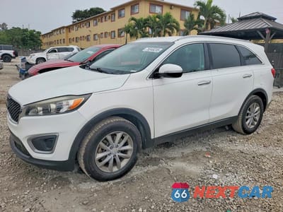 2018 KIA SORENTO LX 5XYPG4A36JG381830 - główne zdjęcie licytacji z USA - miniatura