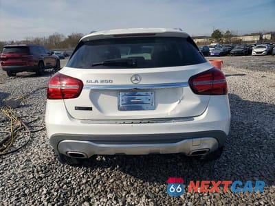 Zdjęcie 6 z 12 samochodu: 2019 MERCEDES-BENZ GLA 250 VIN:WDCTG4EB5KJ551896 - miniatura