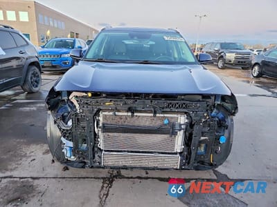 Piąte zdjęcie samochodu w środku: 2024 KIA SELTOS SX VIN:KNDETCA77R7615479 - miniatura
