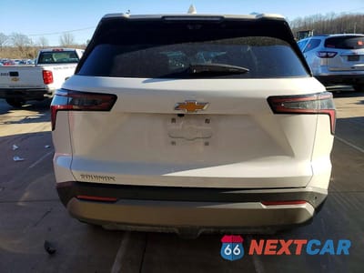 Zdjęcie 6 z 12 samochodu: 2025 CHEVROLET EQUINOX LT VIN:3GNAXHEG6SL225010 - miniatura