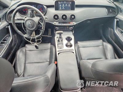 Zdjęcie 8 z 12 samochodu: 2019 KIA STINGER GT VIN:KNAE35LC6K6057753 - miniatura