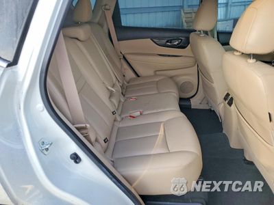 Zdjęcie 11 z 13 samochodu: 2017 NISSAN ROGUE S VIN:JN8AT2MT6HW145861 - miniatura