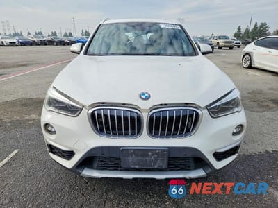 Piąte zdjęcie samochodu w środku: 2016 BMW X1 XDRIVE28I VIN:WBXHT3C3XGP889184 - miniatura