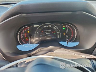 Zdjęcie 9 z 13 samochodu: 2025 TOYOTA RAV4 XLE VIN:2T3P1RFVXSC509015 - miniatura