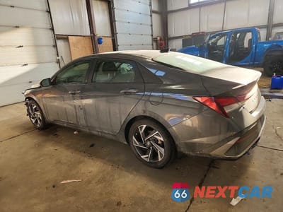 Drugie zdjęcie samochodu z przodu: 2025 HYUNDAI ELANTRA PREFERRED 4D VIN:KMHLM4DG9SU905845 - miniatura