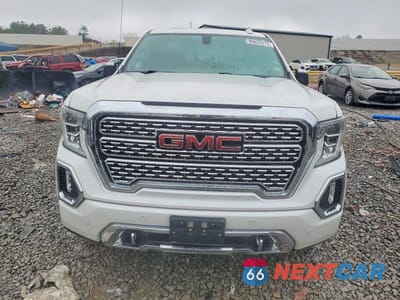 Piąte zdjęcie samochodu w środku: 2021 GMC SIERRA K1500 DENALI VIN:3GTU9FETXMG284316 - miniatura