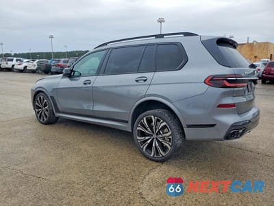 Drugie zdjęcie samochodu z przodu: 2023 BMW X7 M60I VIN:5UX33EM02P9R04545 - miniatura