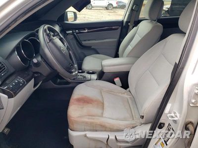 Zdjęcie 7 z 12 samochodu: 2013 KIA SORENTO LX VIN:5XYKT3A15DG358266 - miniatura