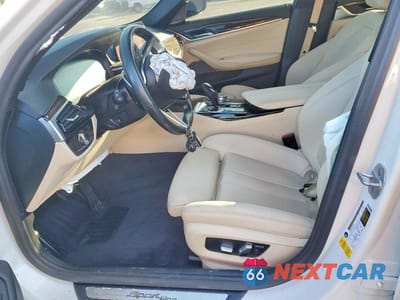 Zdjęcie 7 z 11 samochodu: 2020 BMW 530 I VIN:WBAJR3C05LCE52083 - miniatura