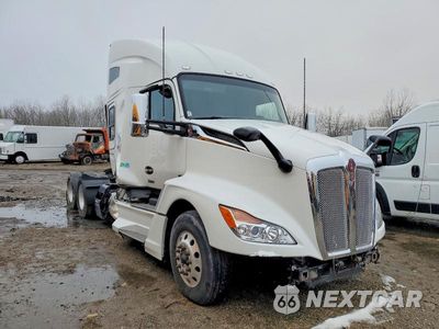 2022 KENWORTH T680 SEMI TRUCK 1XKYD49X7NJ133245 - główne zdjęcie licytacji z USA - miniatura