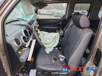 Zdjęcie 7 z 14 samochodu: 2004 HONDA ELEMENT EX VIN:5J6YH18554L011625 - miniatura