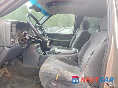 Zdjęcie 7 z 12 samochodu: 2000 CHEVROLET SILVERADO K1500 VIN:1GCEK19T9YE150562 - miniatura