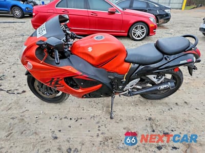 Trzecie zdjęcie samochodu z tyłu: 2008 SUZUKI GSX1300 R VIN:JS1GX72AX82108449 - miniatura