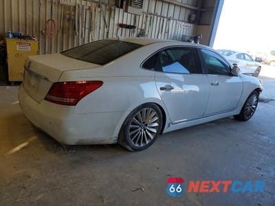 Trzecie zdjęcie samochodu z tyłu: 2015 HYUNDAI EQUUS SIGNATURE VIN:KMHGH4JHXFU094579 - miniatura
