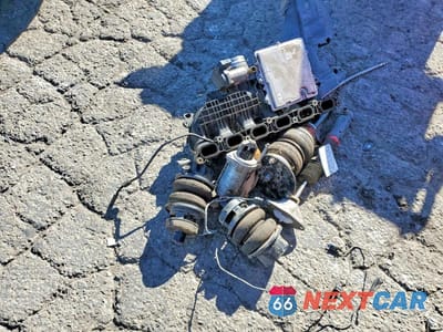 Zdjęcie 12 z 12 samochodu: 2013 BMW 335 I VIN:WBA3A9C58DF477460 - miniatura