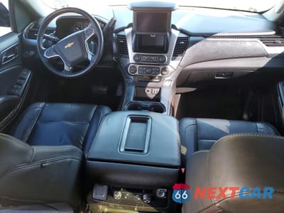Zdjęcie 8 z 13 samochodu: 2018 CHEVROLET TAHOE C1500 LT VIN:1GNSCBKC9JR294733 - miniatura