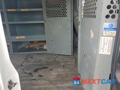 Zdjęcie 11 z 13 samochodu: 2003 GMC SAVANA G2500 UTILITY / SERVICE VAN VIN:1GTFG25T531147191 - miniatura