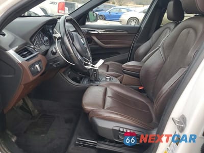 Zdjęcie 7 z 13 samochodu: 2018 BMW X1 XDRIVE28I VIN:WBXHT3C33J5F91131 - miniatura