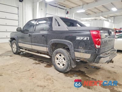 Drugie zdjęcie samochodu z przodu: 2005 CHEVROLET AVALANCHE K1500 VIN:3GNEK12Z25G117512 - miniatura