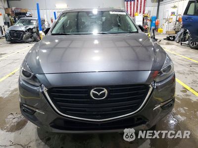 Piąte zdjęcie samochodu w środku: 2018 MAZDA 3 GRAND TOURING VIN:3MZBN1M3XJM189613 - miniatura