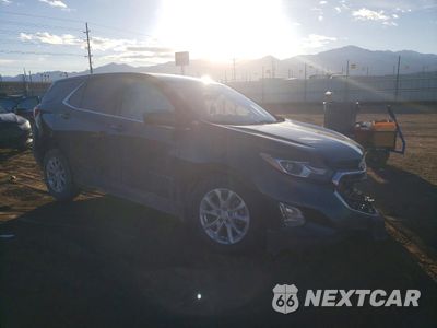 Czwarte zdjęcie samochodu z boku: 2020 CHEVROLET EQUINOX LT VIN:3GNAXUEV4LS540967 - miniatura
