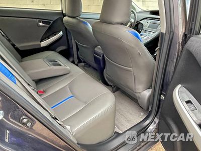 Zdjęcie 6 z 10 samochodu: 2012 TOYOTA PRIUS VIN:JTDKN3DU0C5472800 - miniatura