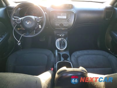 Zdjęcie 8 z 13 samochodu: 2017 KIA SOUL + VIN:KNDJP3A5XH7425871 - miniatura