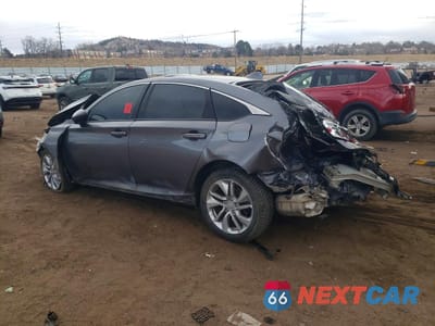 Drugie zdjęcie samochodu z przodu: 2018 HONDA ACCORD LX VIN:1HGCV1F15JA027681 - miniatura