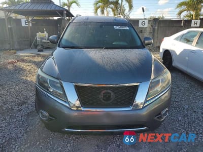 Piąte zdjęcie samochodu w środku: 2016 NISSAN PATHFINDER S VIN:5N1AR2MN0GC614255 - miniatura