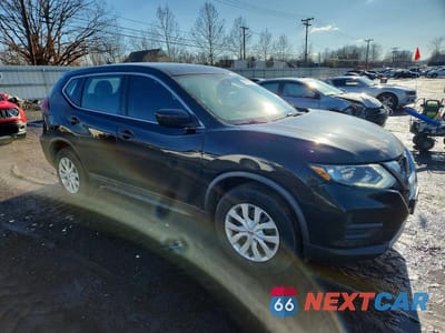 Czwarte zdjęcie samochodu z boku: 2019 NISSAN ROGUE S VIN:KNMAT2MV8KP511947 - miniatura