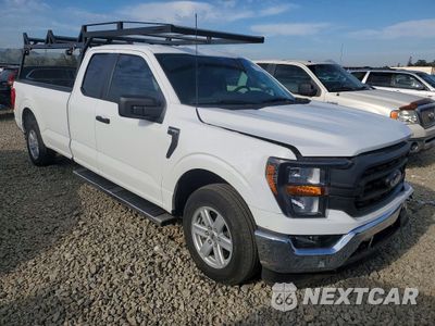 Czwarte zdjęcie samochodu z boku: 2023 FORD F150 SUPER CAB VIN:1FTEX1CP6PKG21287 - miniatura