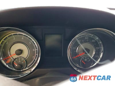 Zdjęcie 9 z 12 samochodu: 2014 CHRYSLER TOWN & COUNTRY TOURING VIN:2C4RC1BG2ER460322 - miniatura