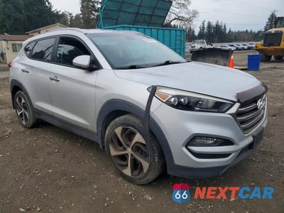 Czwarte zdjęcie samochodu z boku: 2016 HYUNDAI TUCSON LIMITED VIN:KM8J3CA25GU038786 - miniatura